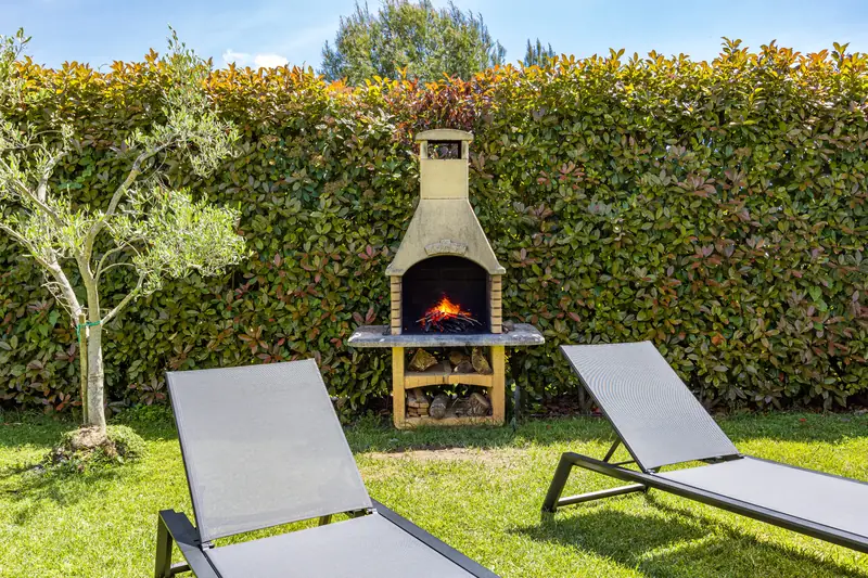 Villa Relax Pula – vrtni roštilj i ležaljke